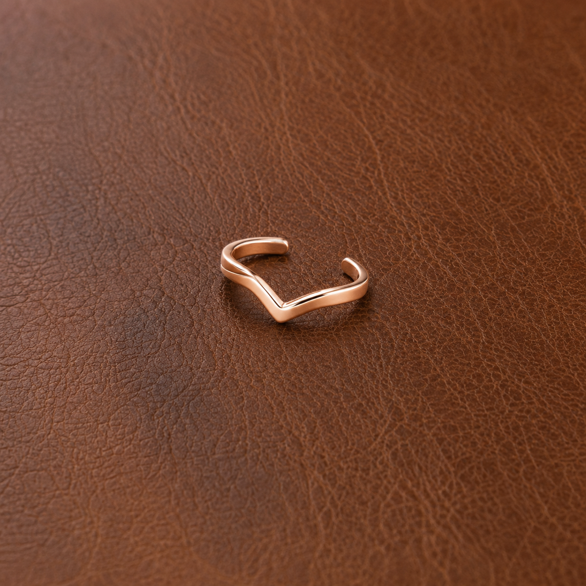 Della's Notch Copper Toe Ring