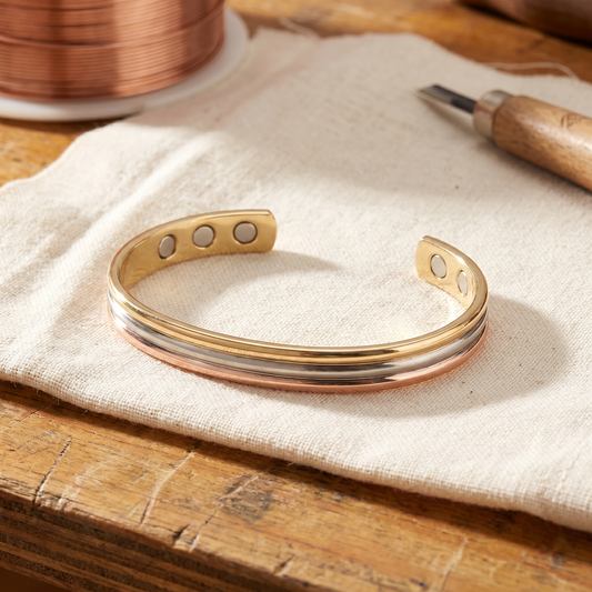 Della's Fell Copper Bracelet
