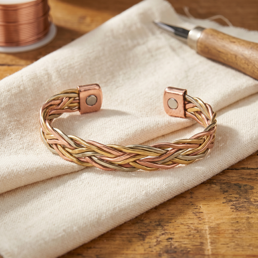 Della's Mire Copper Bracelet