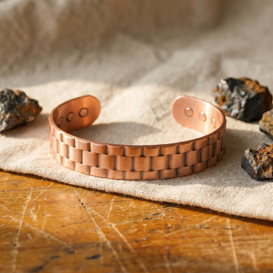 Della's Ore Men's Copper Bracelet