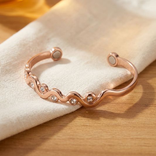 Della's Lark Copper Bracelet
